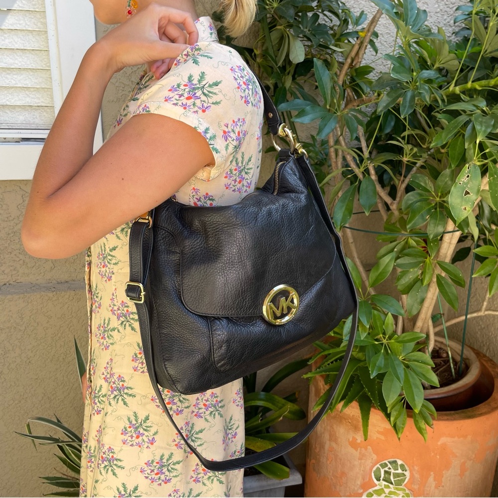 Vintage black/gold Michael Kors pebble leather crossbody bag